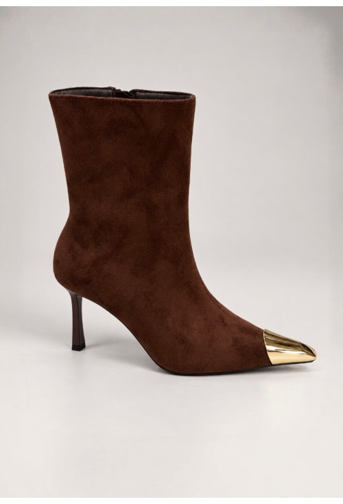 Tyra Brown Suede Boots 